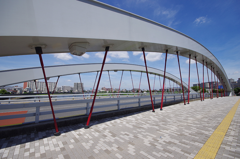 新豊橋の日中の写真(2/2枚目)